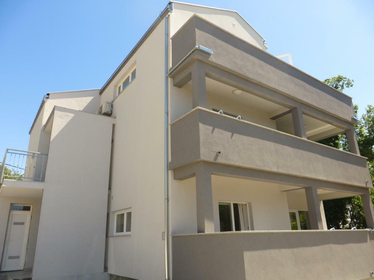 Luka Apartments Biograd Na Moru Zewnętrze zdjęcie