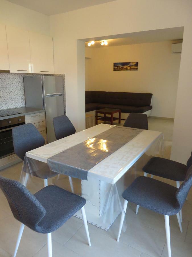 Luka Apartments Biograd Na Moru Zewnętrze zdjęcie