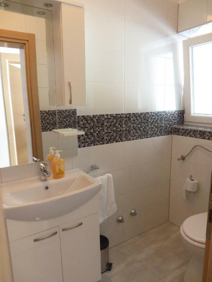 Luka Apartments Biograd Na Moru Zewnętrze zdjęcie