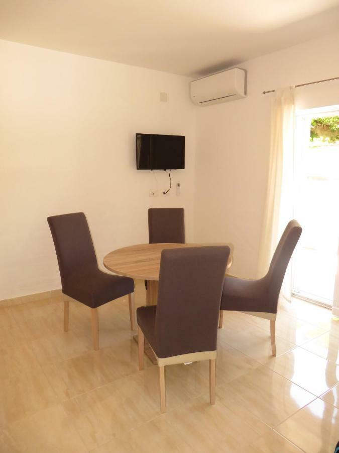 Luka Apartments Biograd Na Moru Zewnętrze zdjęcie
