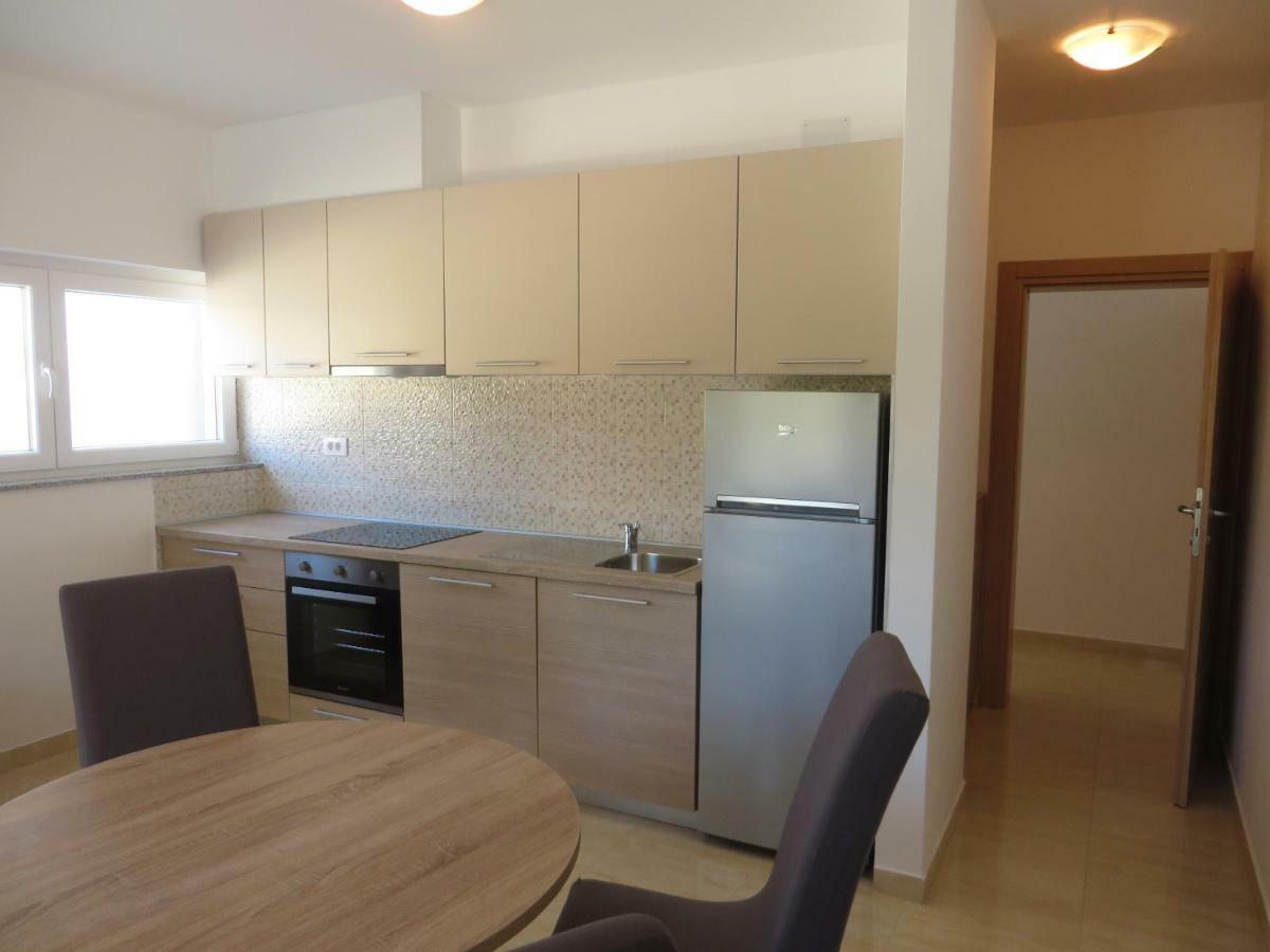 Luka Apartments Biograd Na Moru Zewnętrze zdjęcie