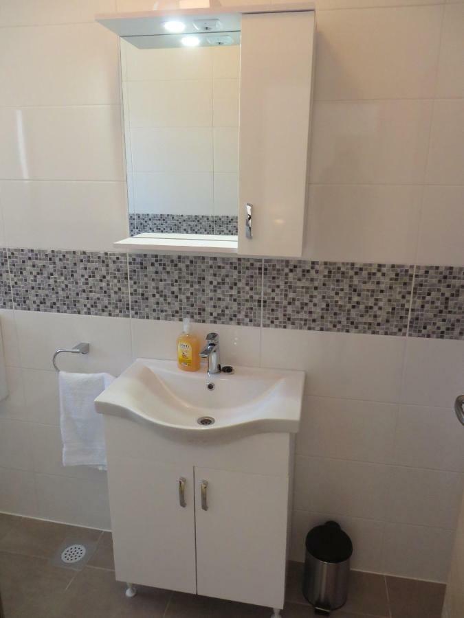 Luka Apartments Biograd Na Moru Zewnętrze zdjęcie